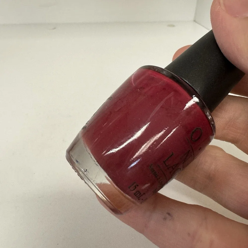 NEW OPI FROM A TO ZURICH Z12 Polish Lacquer COLOR FULL SIZE Discontinued Z-urich